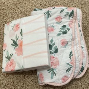 Burt’s bees 2 pk crib sheets and crib blanket